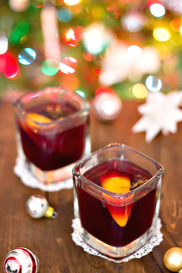 25 Awesome Christmas Cocktails - Tastefully Eclectic